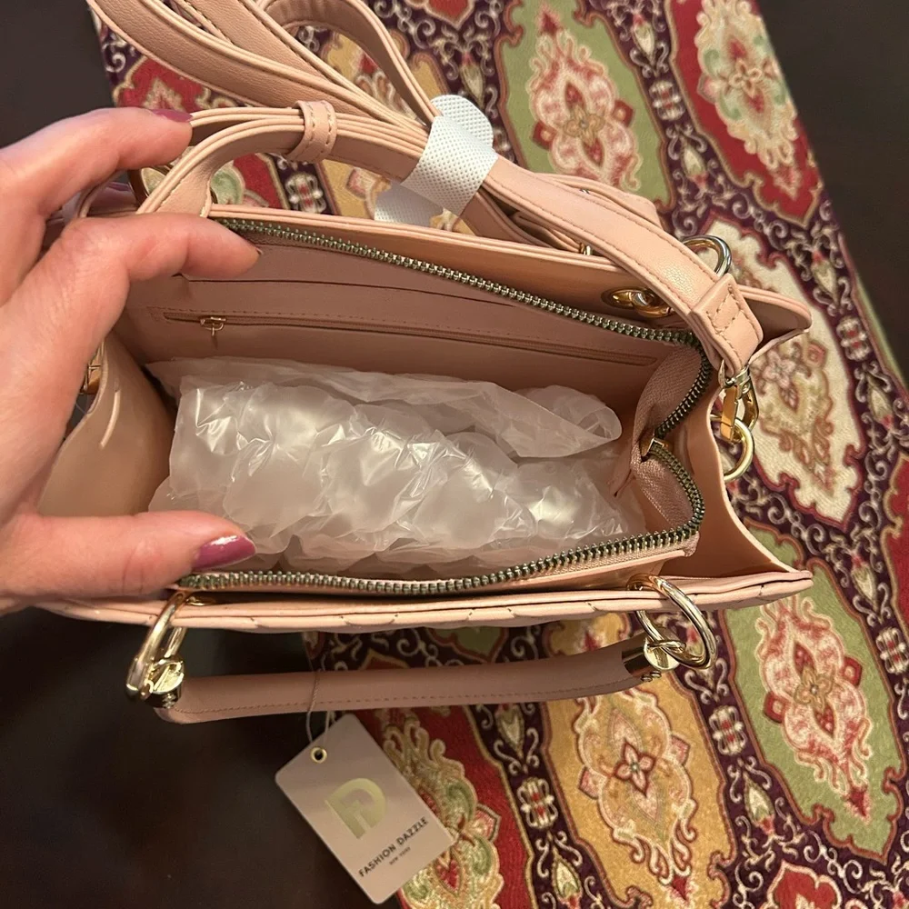 NWT Fashion Dazzle Top Handle Crossbody Satchel/Bag - Picture 4 of 6
